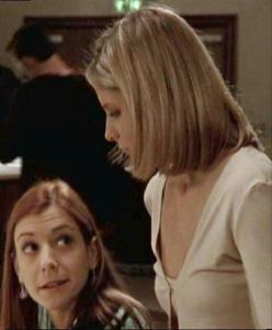 Tenue Buffy La nuit après l'anniversaire (6)